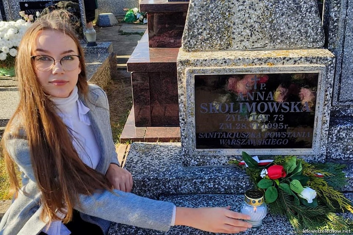 Zapalenie zniczy na 1 listopada