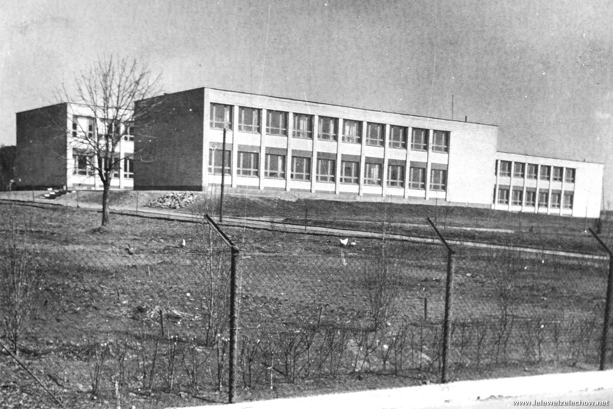 60 lat budynku przy ulicy Szkolnej