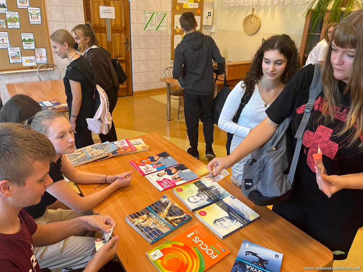 Kiermasz podręczników szkolnych