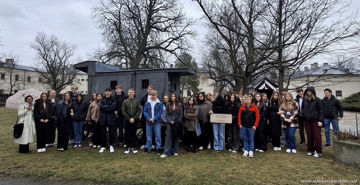 Wycieczka do Warszawy kl. 3a i 3b