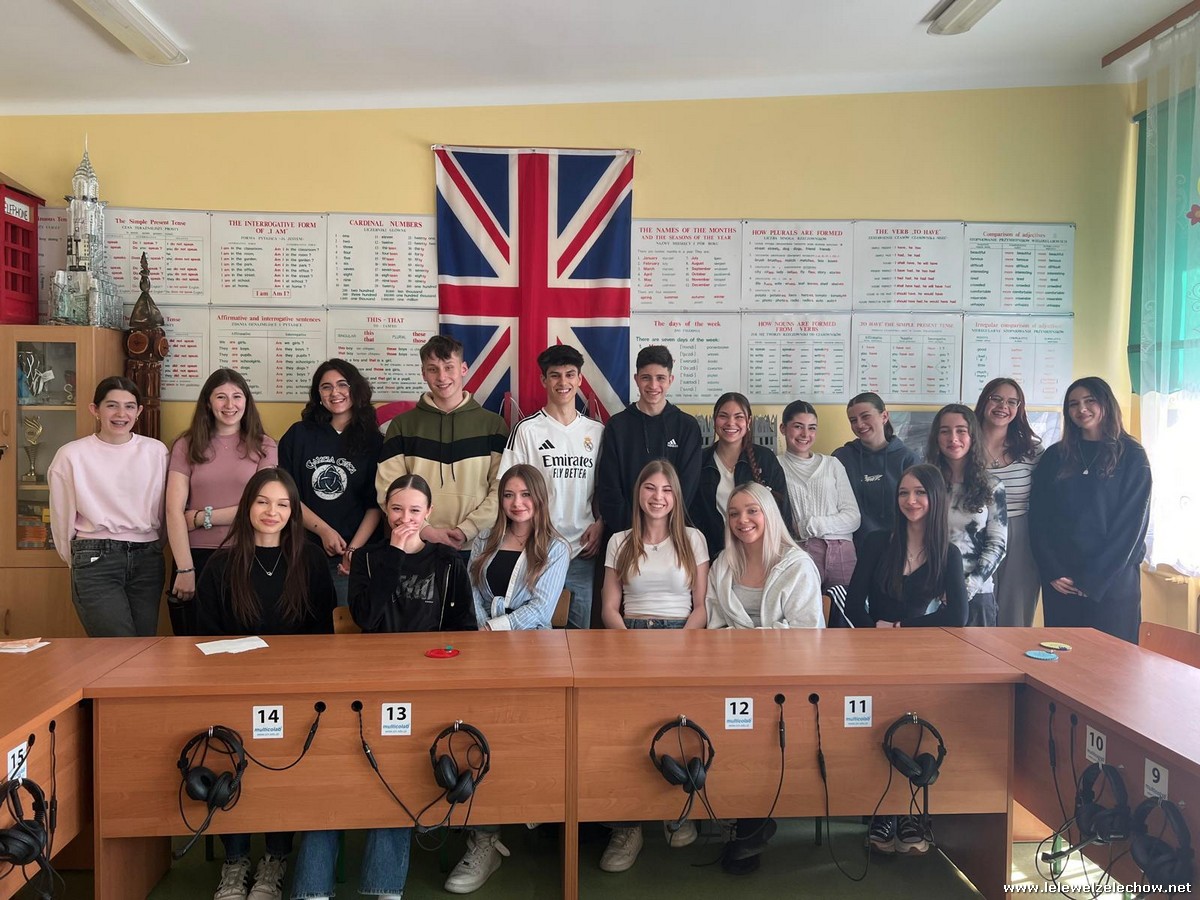 Wizyta Hiszpanów-zajęcia z języka angielskiego oraz  warsztaty tworzenia palm