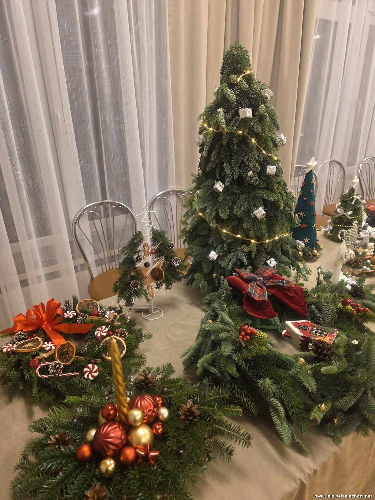 Konkurs stroików bożonarodzeniowych